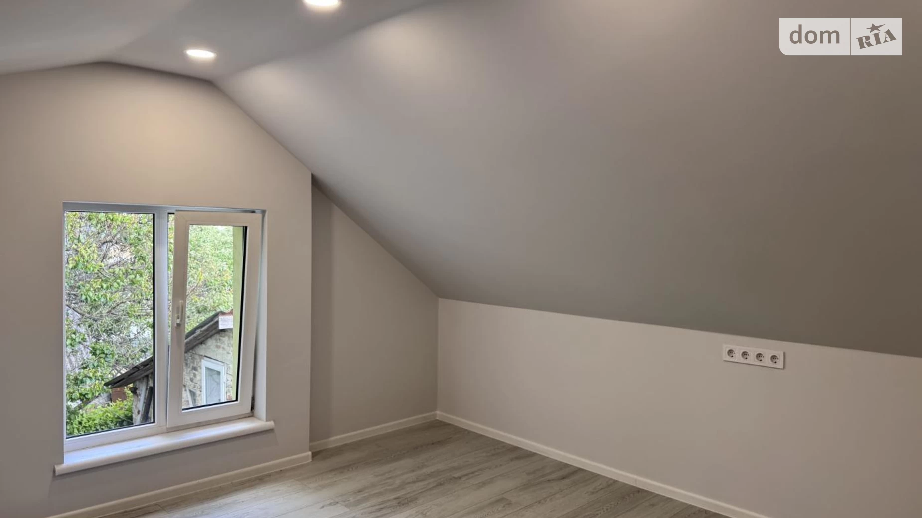 Продается дом на 2 этажа 80 кв. м с участком, цена: 65000 $ - фото 2
