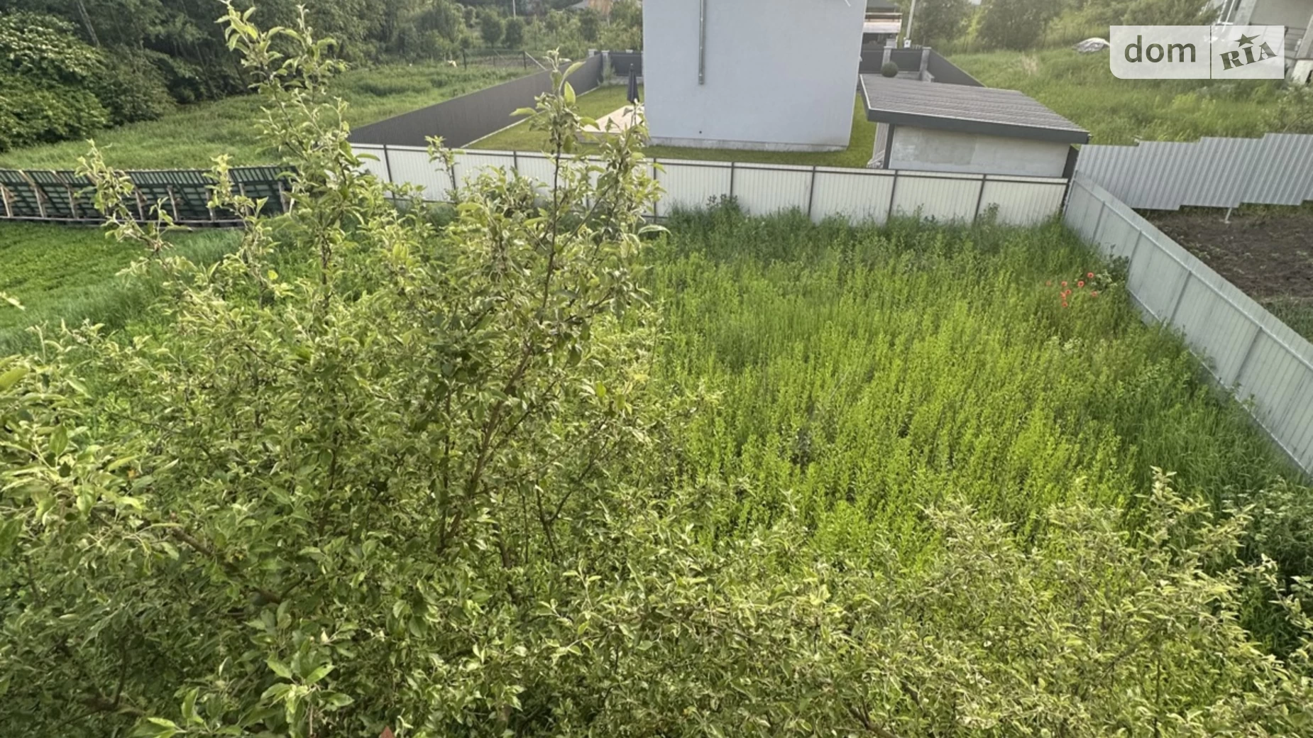 Продается дом на 2 этажа 100 кв. м с бассейном, цена: 35000 $ - фото 2