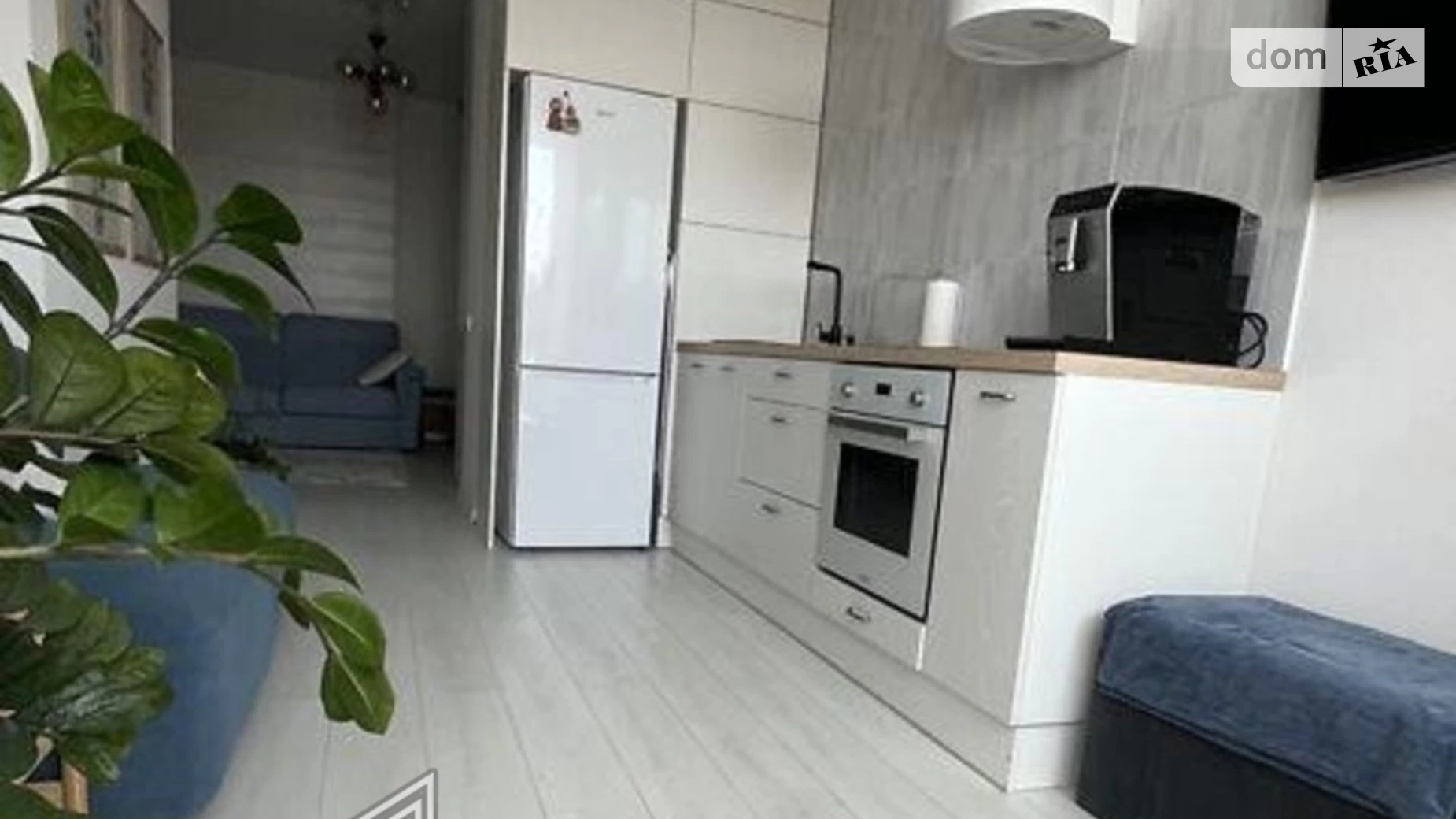 Продається 1-кімнатна квартира 61 кв. м у Києві, вул. Срібнокільська, 12 - фото 4