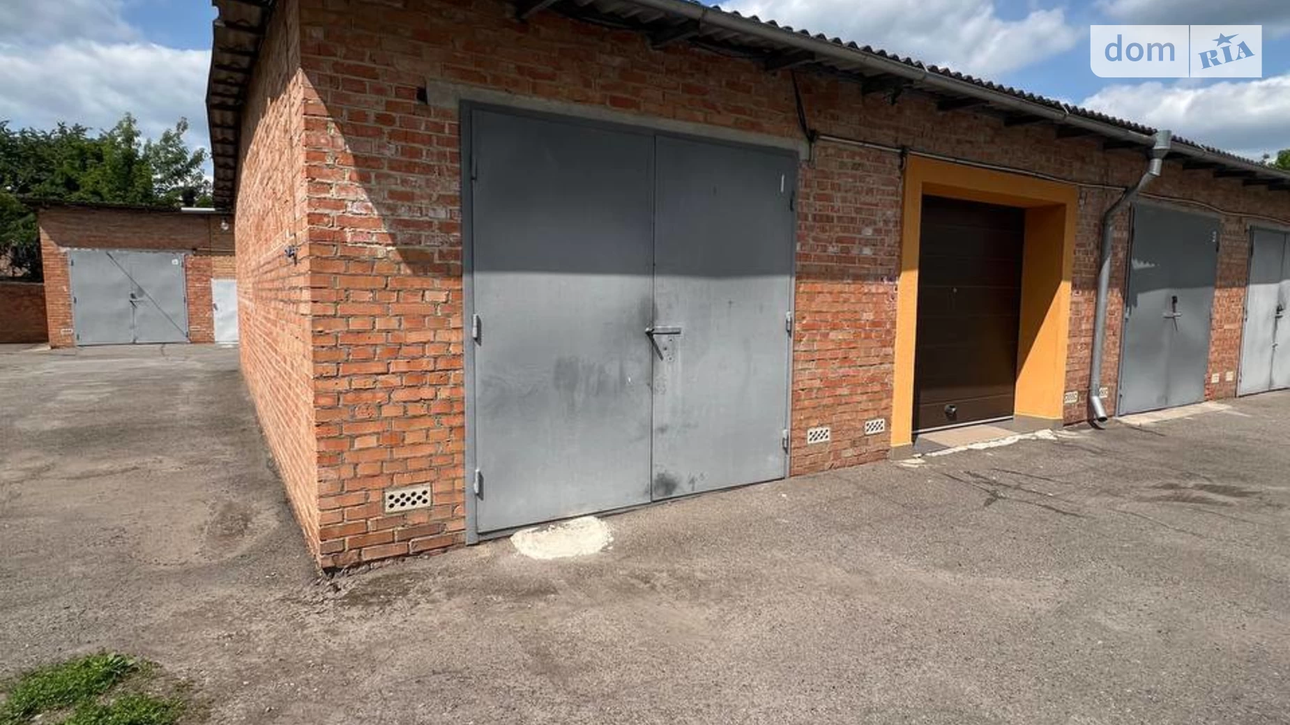 Продается место в гаражном кооперативе под грузовик / автобус на 21 кв. м, цена: 17500 $ - фото 2