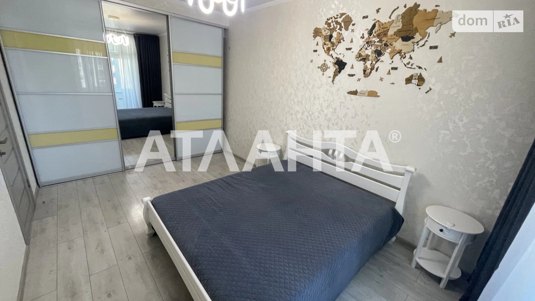 Продается 1-комнатная квартира 40.4 кв. м в Одессе, ул. Жемчужная, 6 - фото 2