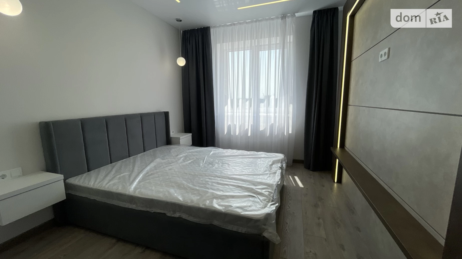 Продается 1-комнатная квартира 40 кв. м в Ивано-Франковске, ул. Хмельницкого Богдана, 57 - фото 3