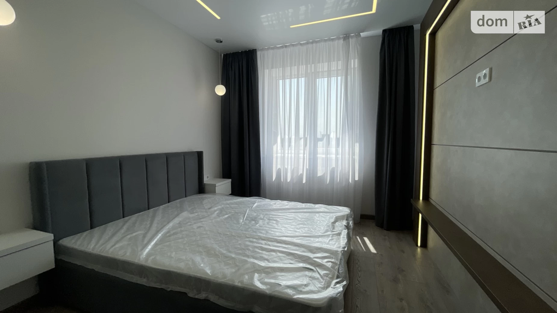 Продается 1-комнатная квартира 40 кв. м в Ивано-Франковске, ул. Хмельницкого Богдана, 57 - фото 4