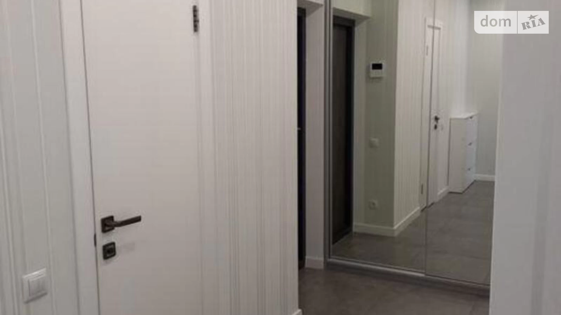 Продается 2-комнатная квартира 68 кв. м в Киеве, ул. Андрея Аболмасова(Панельная), 4 - фото 2