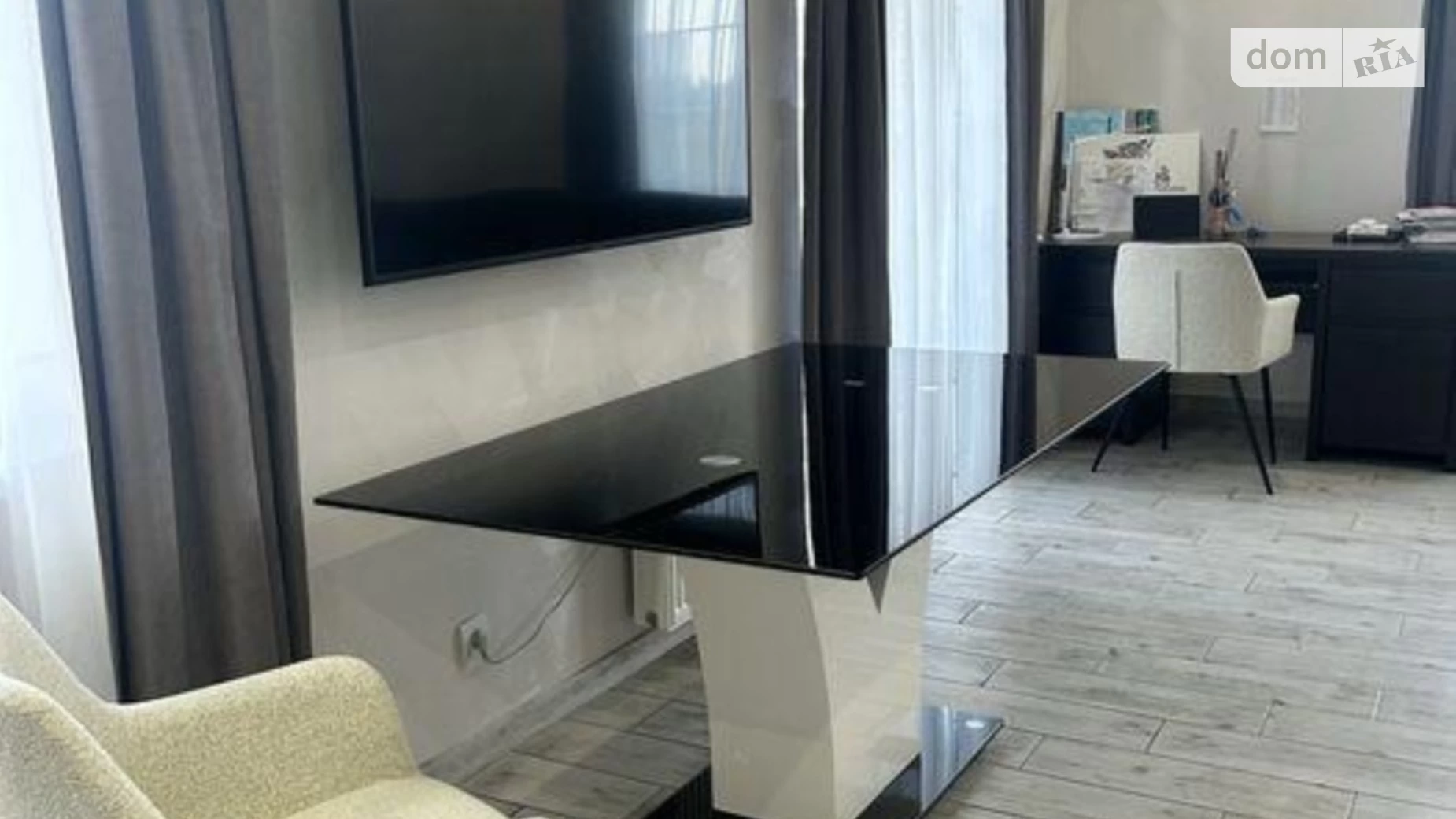 Продається 1-кімнатна квартира 60.2 кв. м у Києві, вул. Михайла Максимовича, 24А - фото 4