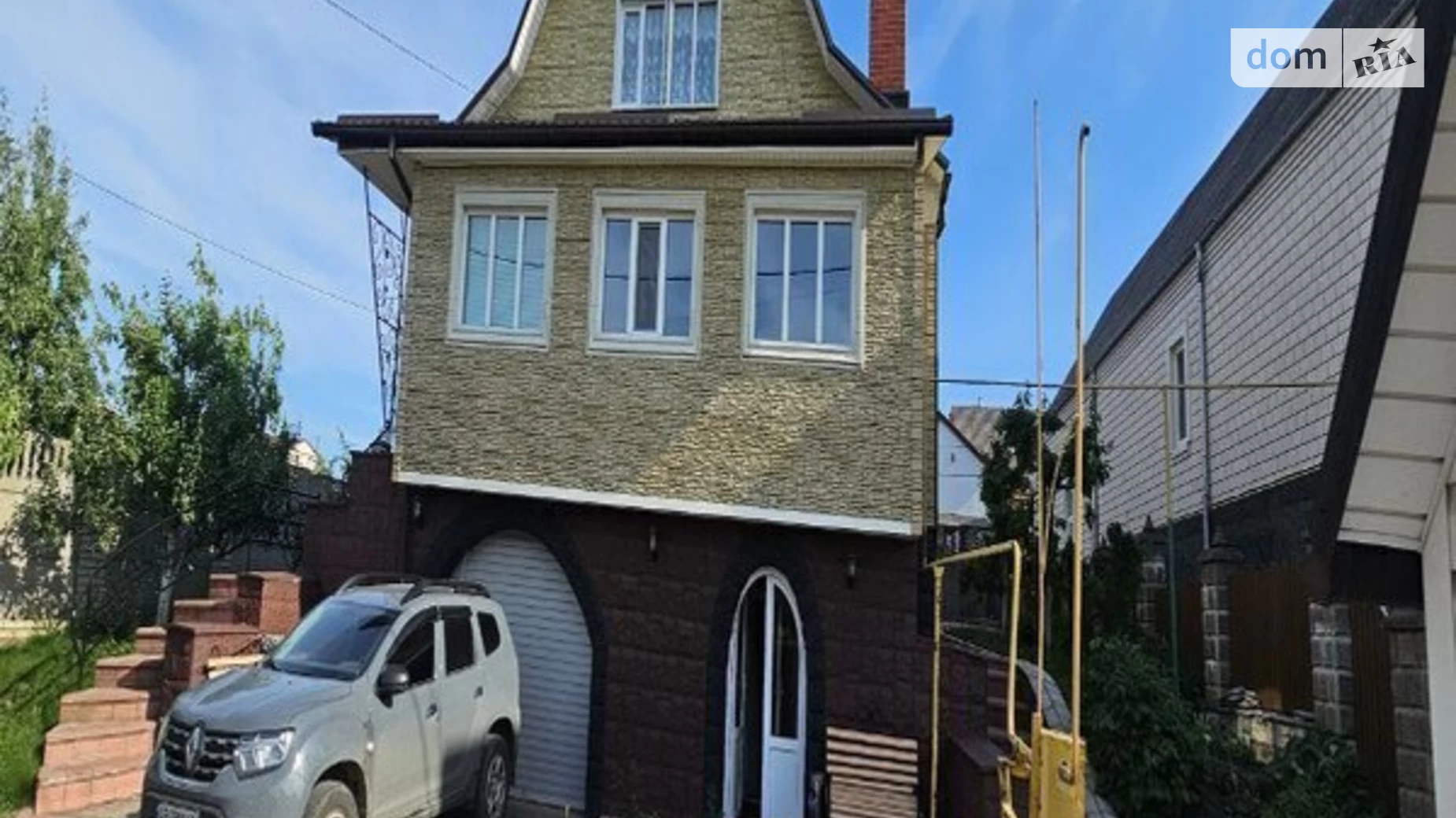 Продается дом на 2 этажа 297 кв. м с гаражом, цена: 120000 $ - фото 2