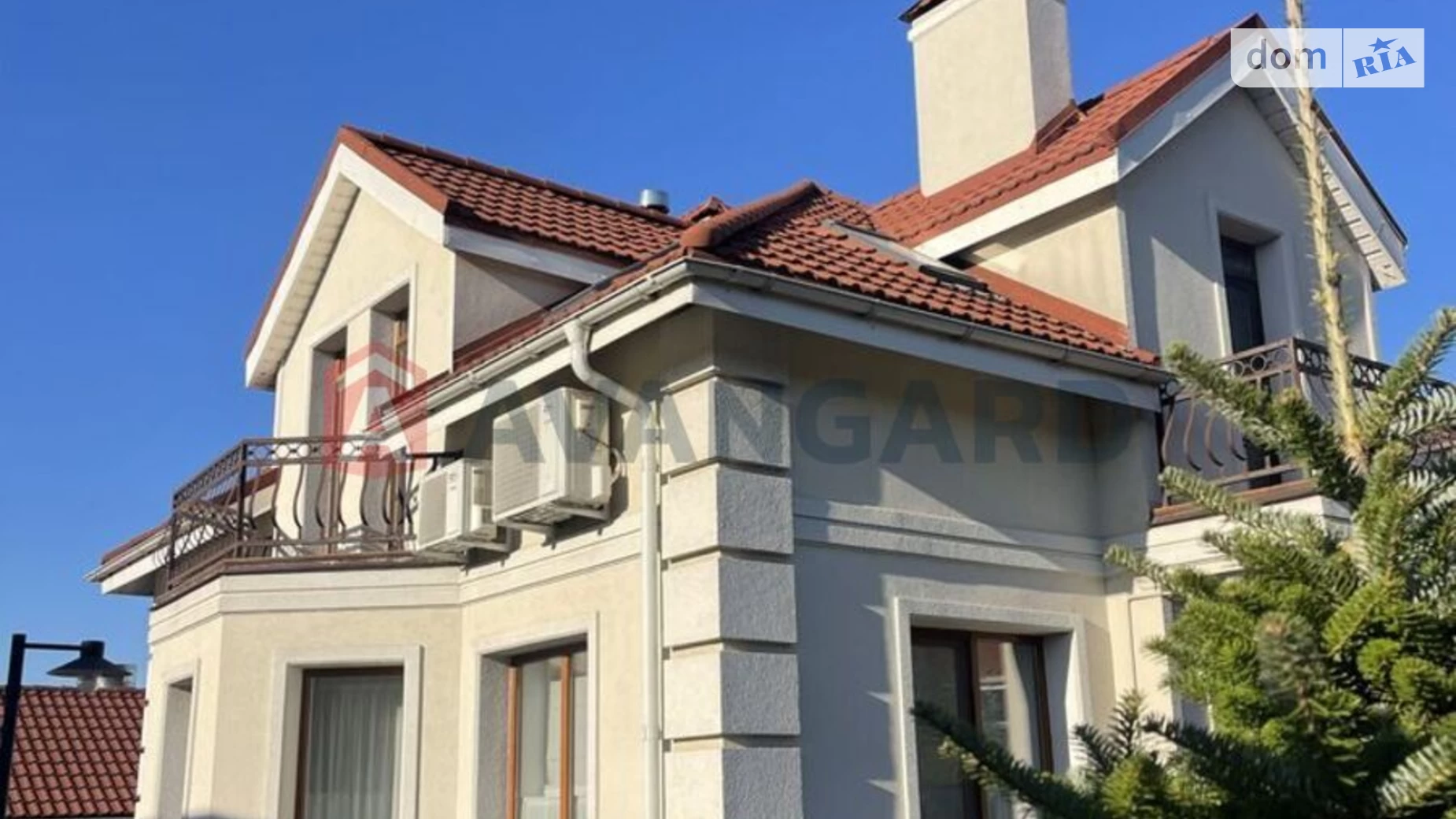 Продается дом на 2 этажа 180 кв. м с гаражом, цена: 200000 $ - фото 2