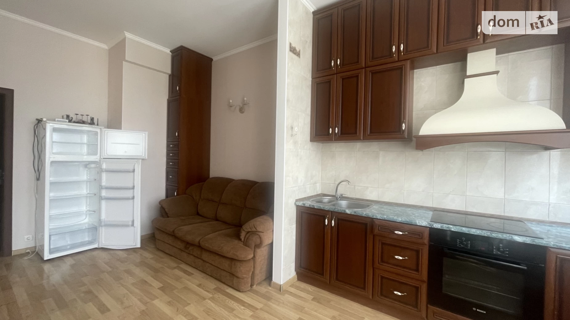 Продается 1-комнатная квартира 49.4 кв. м в Одессе, ул. Независимости - фото 2