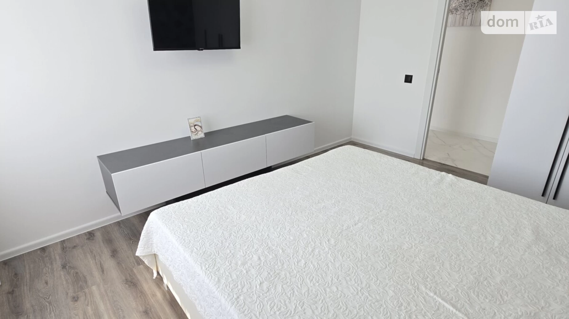 1-комнатная квартира 40 кв. м в Тернополе, ул. Довженко Александра - фото 3
