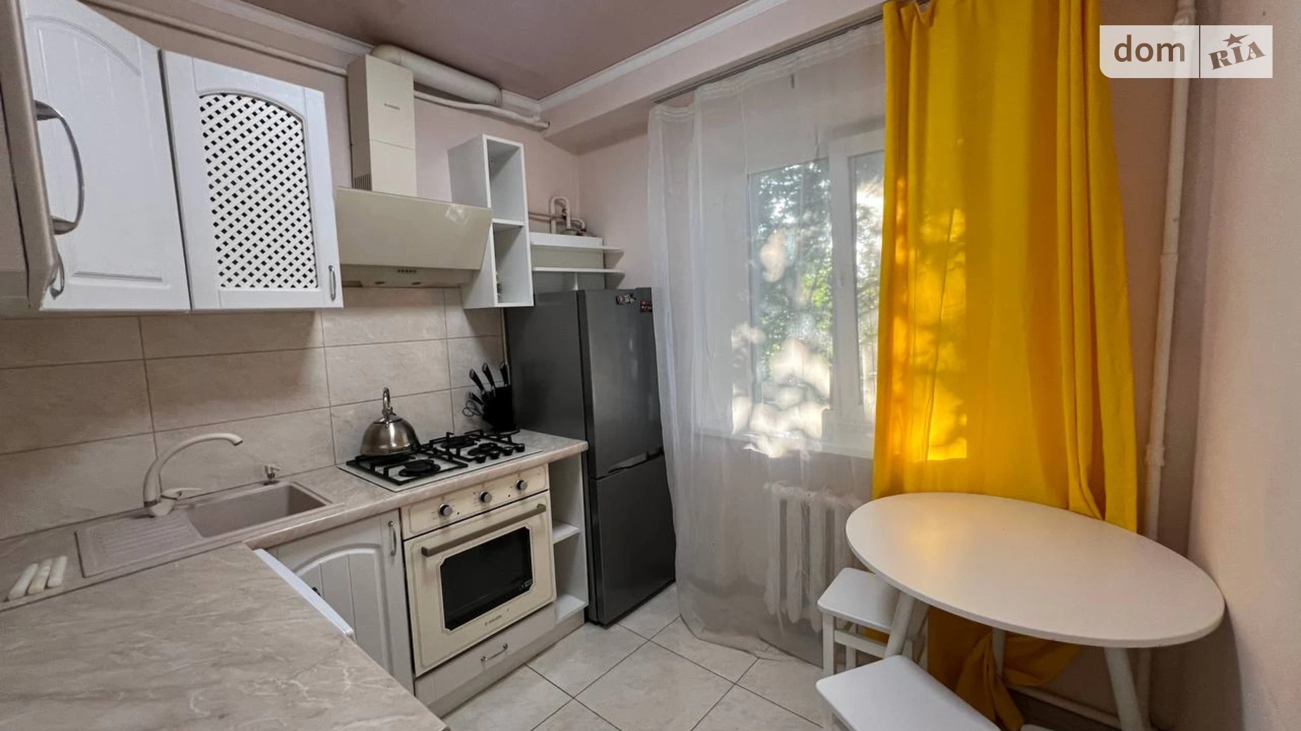 Продается 2-комнатная квартира 47.5 кв. м в Одессе, ул. Космонавта Комарова - фото 2