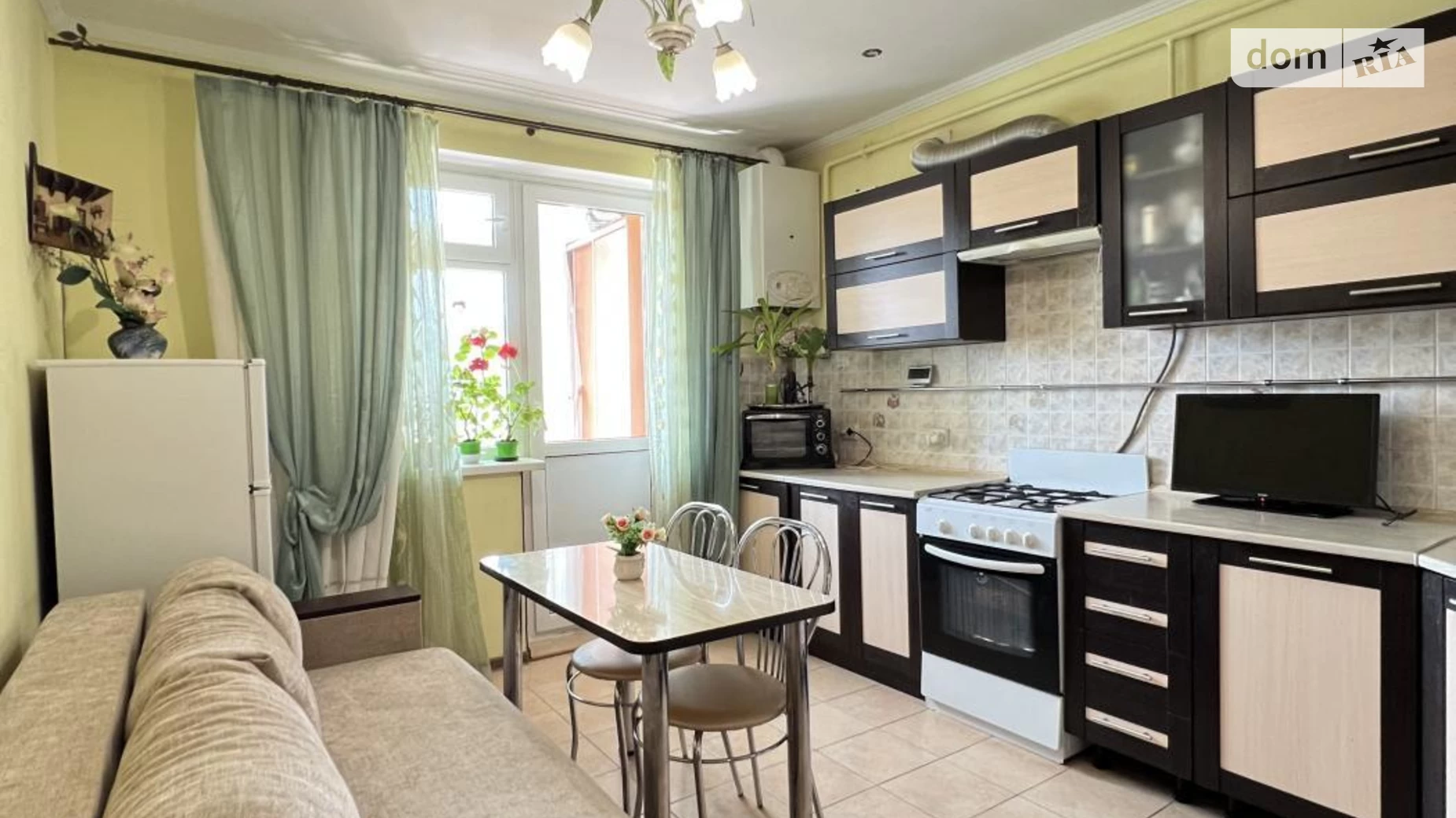Продается 1-комнатная квартира 46 кв. м в Винниках, ул. Винная Гора - фото 2