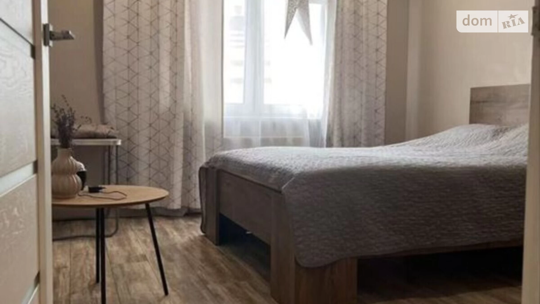 Продается 2-комнатная квартира 82 кв. м в Киеве, ул. Софии Русовой, 3 - фото 2