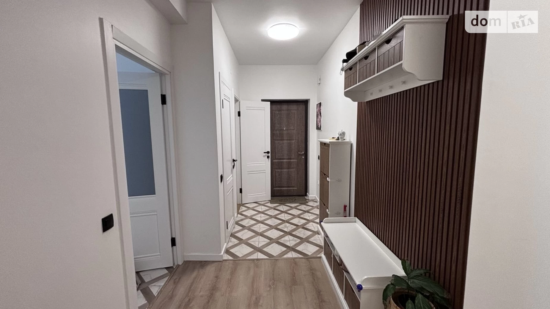Продается 2-комнатная квартира 82 кв. м в Львове, ул. Камышовая, 31 - фото 3