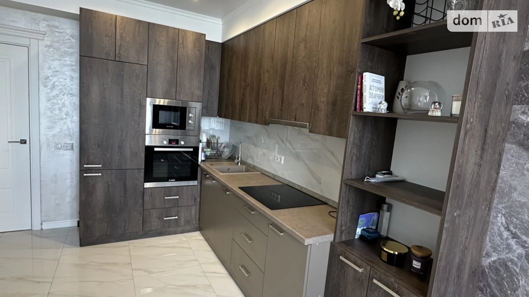 Продається 2-кімнатна квартира 73 кв. м у Києві, вул. Драгоманова, 2Б - фото 2