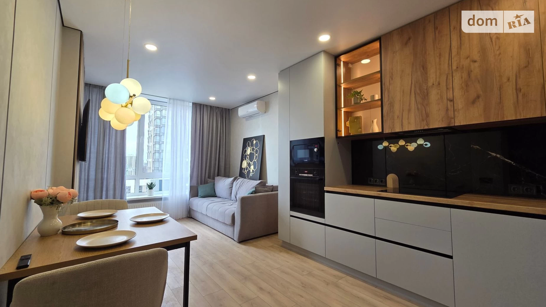 Продается 1-комнатная квартира 44 кв. м в Киеве, ул. Семьи Кристеров, 14Б - фото 2