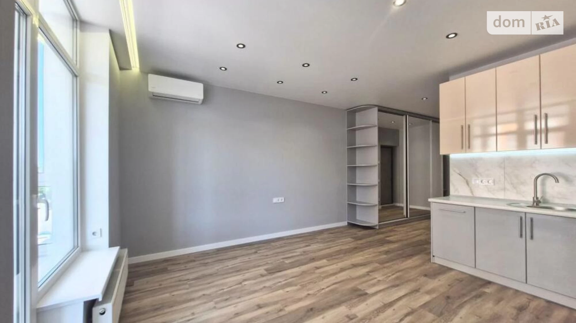 Продається 1-кімнатна квартира 35 кв. м у Києві, вул. Бердника Олеся, 1В - фото 4
