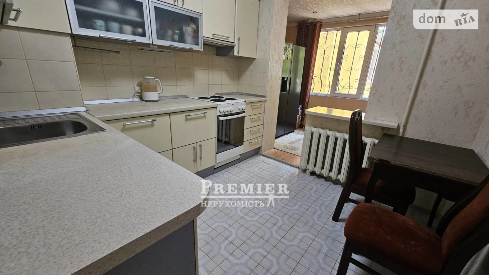 Продается 6-комнатная квартира 89.8 кв. м в Черноморске, цена: 78000 $ - фото 2