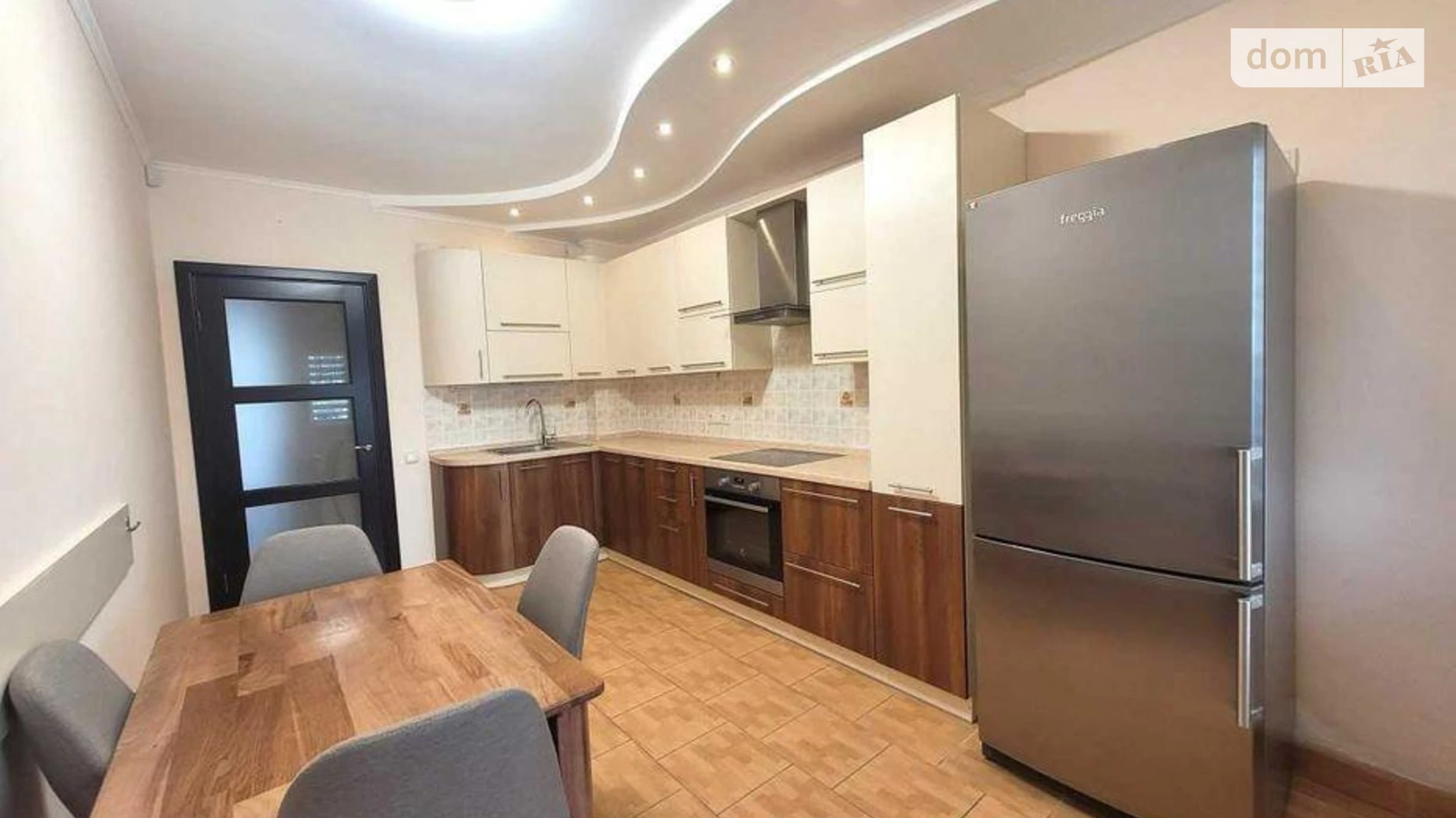 Продається 2-кімнатна квартира 71 кв. м у Києві, вул. Завальна, 10Б - фото 2