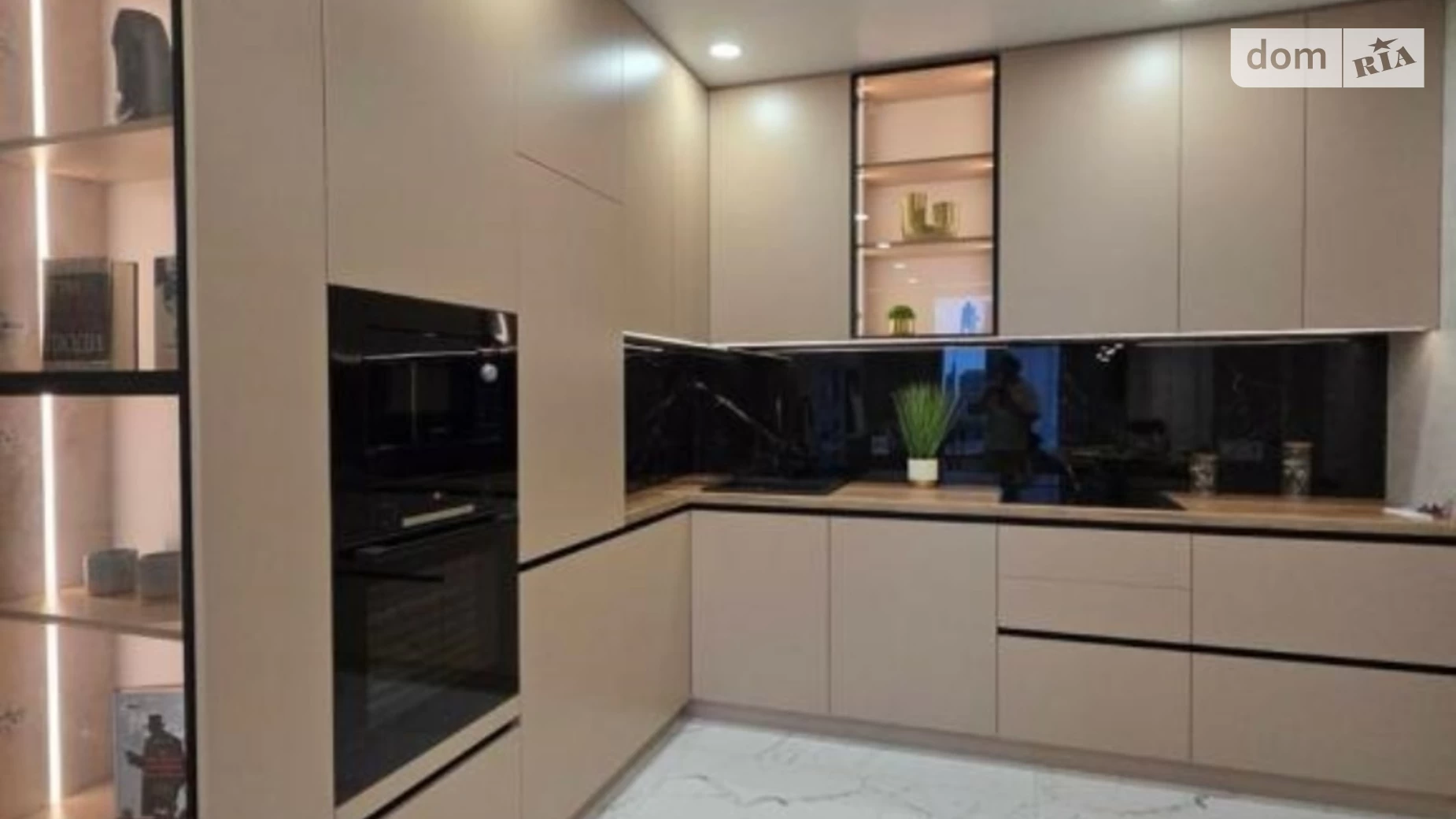 Продается 1-комнатная квартира 48 кв. м в Киеве, ул. Семьи Кристеров, 14Б - фото 4