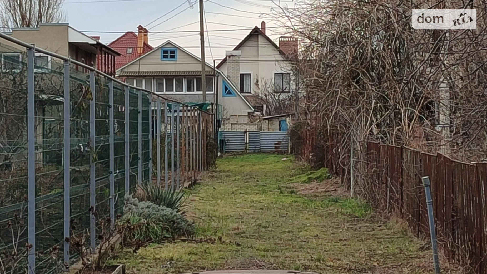 Продается дом на 2 этажа 200 кв. м с верандой, цена: 145000 $ - фото 2