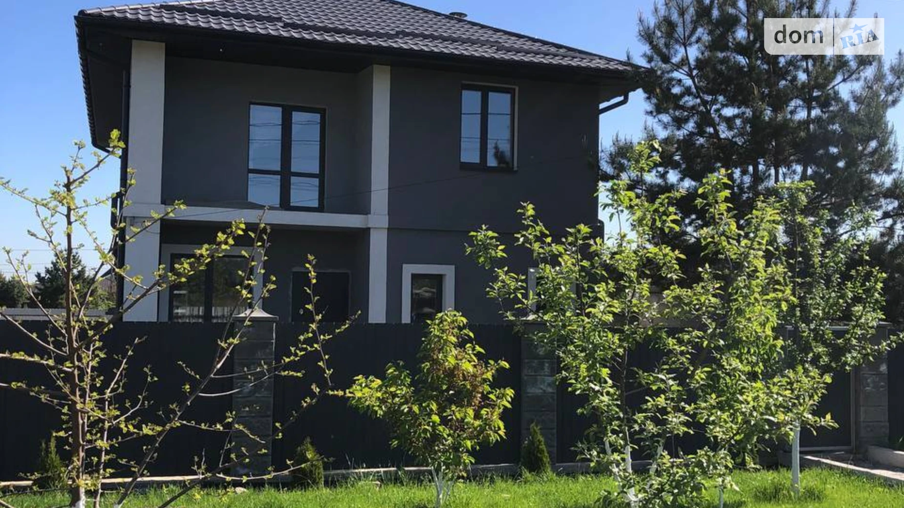 Продается дом на 2 этажа 133 кв. м с садом, цена: 138000 $ - фото 3