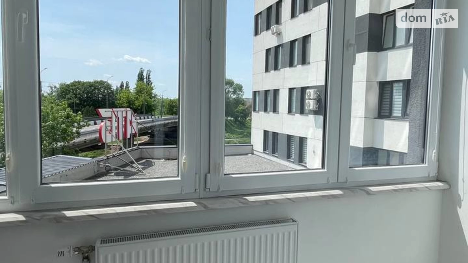 Продается 1-комнатная квартира 42 кв. м в Ровно, ул. Степана Бандеры, 1Е - фото 3