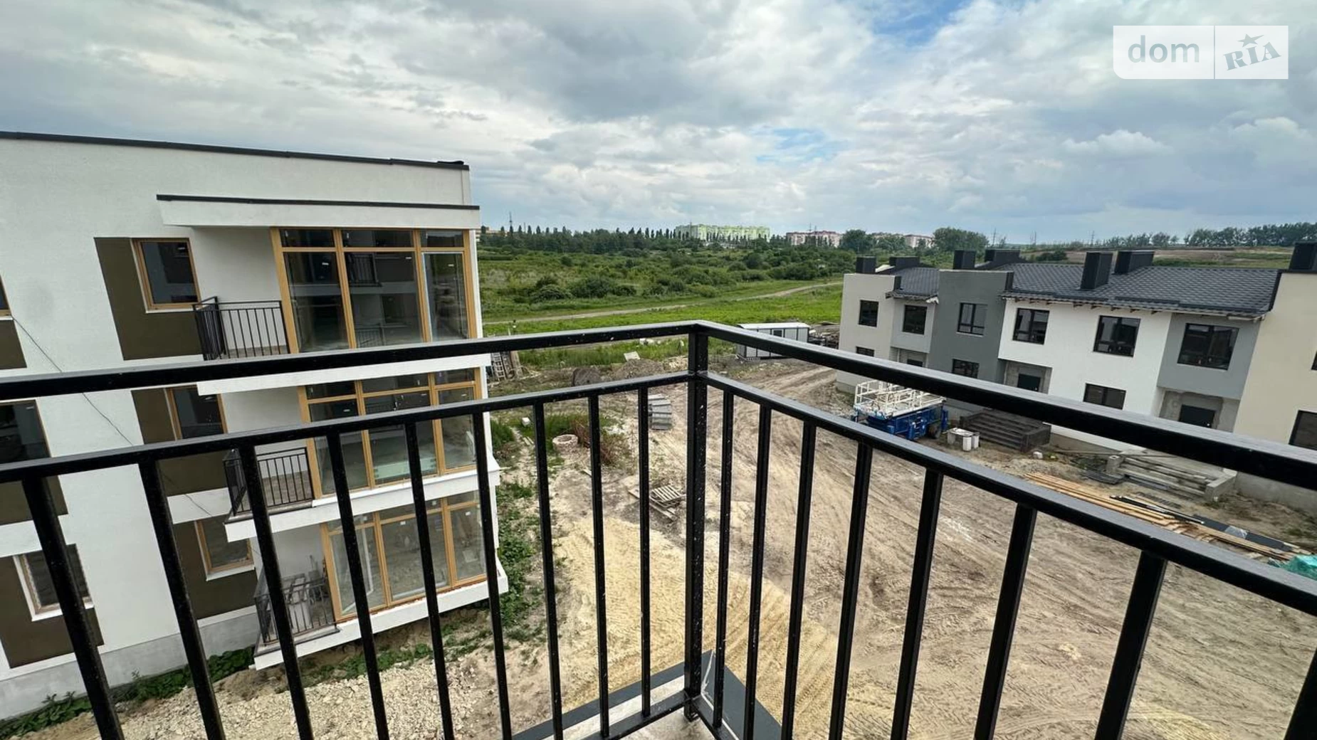 Продается 1-комнатная квартира 38 кв. м в Ровно, ул. Гармонии, 21 - фото 5