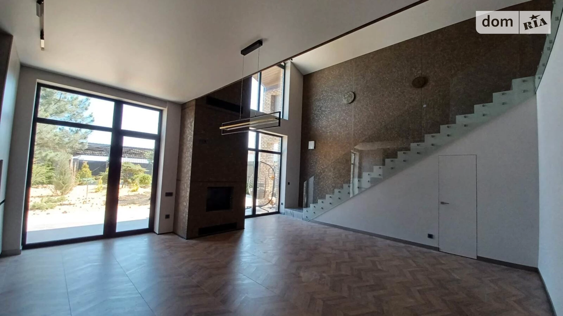 Продается дом на 2 этажа 170 кв. м с бассейном, цена: 430000 $ - фото 5