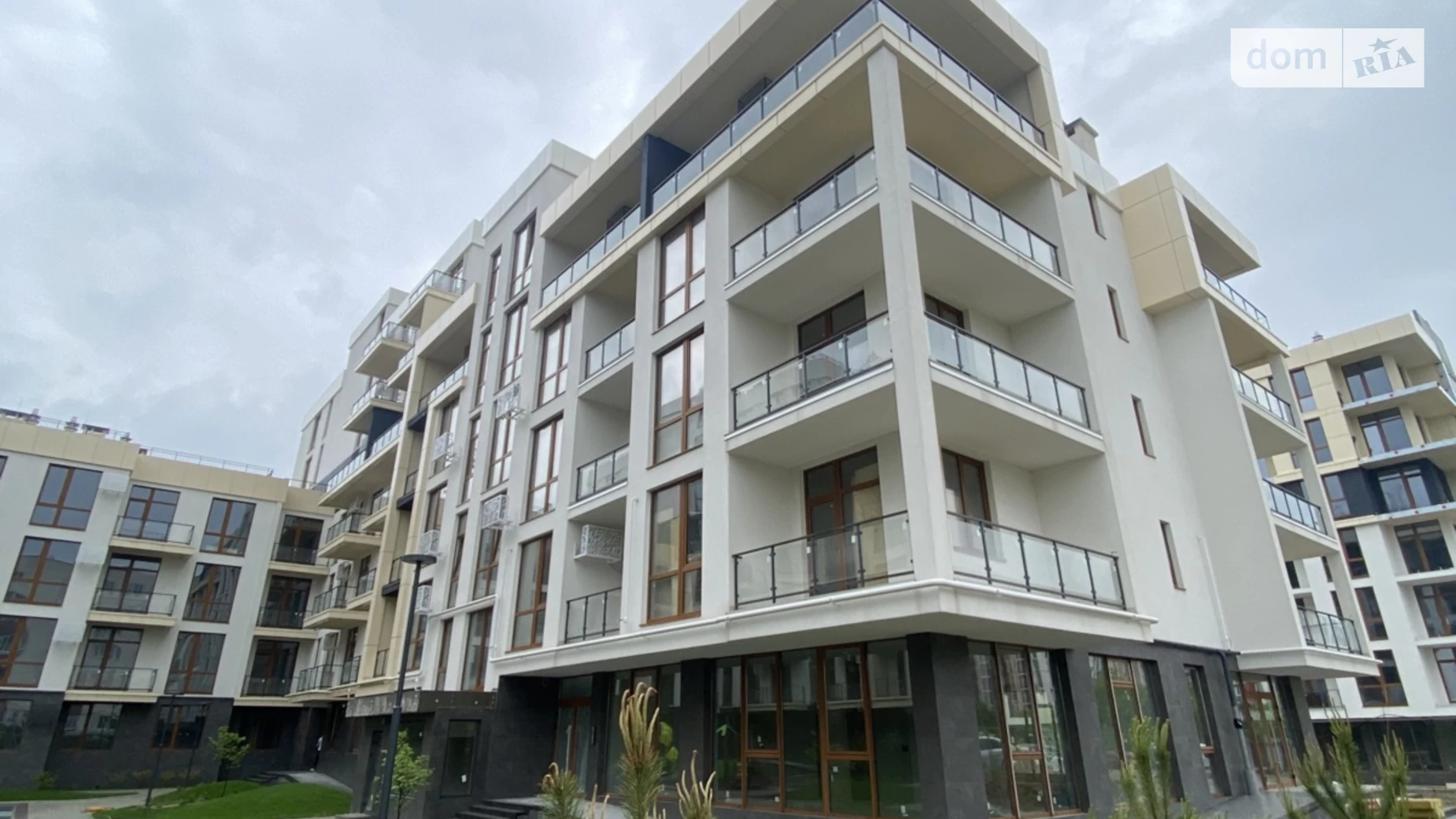 Продается 1-комнатная квартира 46 кв. м в Львове, пер. Заозерный, 3 - фото 2