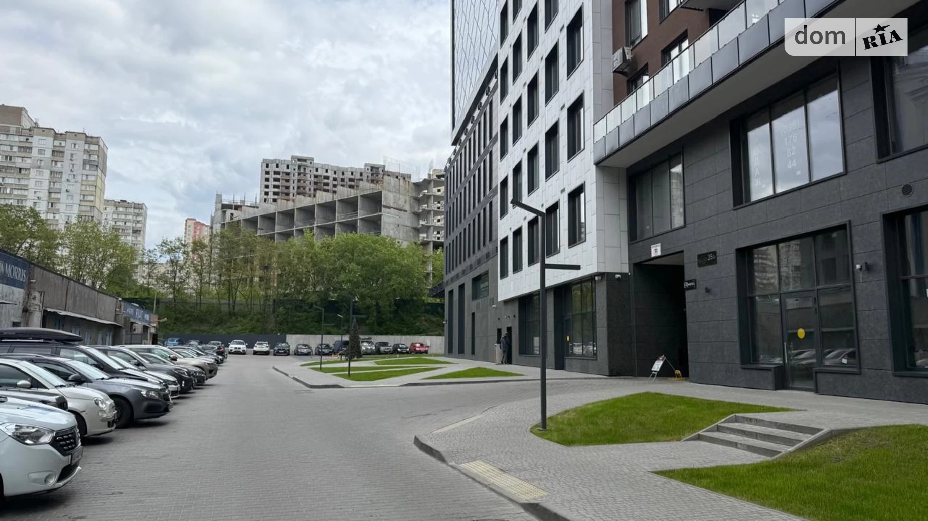 Продается офис 1661 кв. м в бизнес-центре, цена: 2989800 $ - фото 2