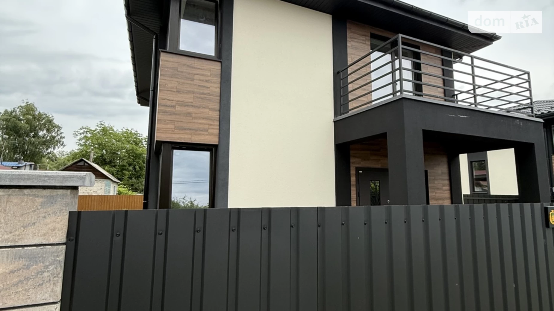 Продается дом на 2 этажа 120 кв. м с гаражом, цена: 119000 $ - фото 3