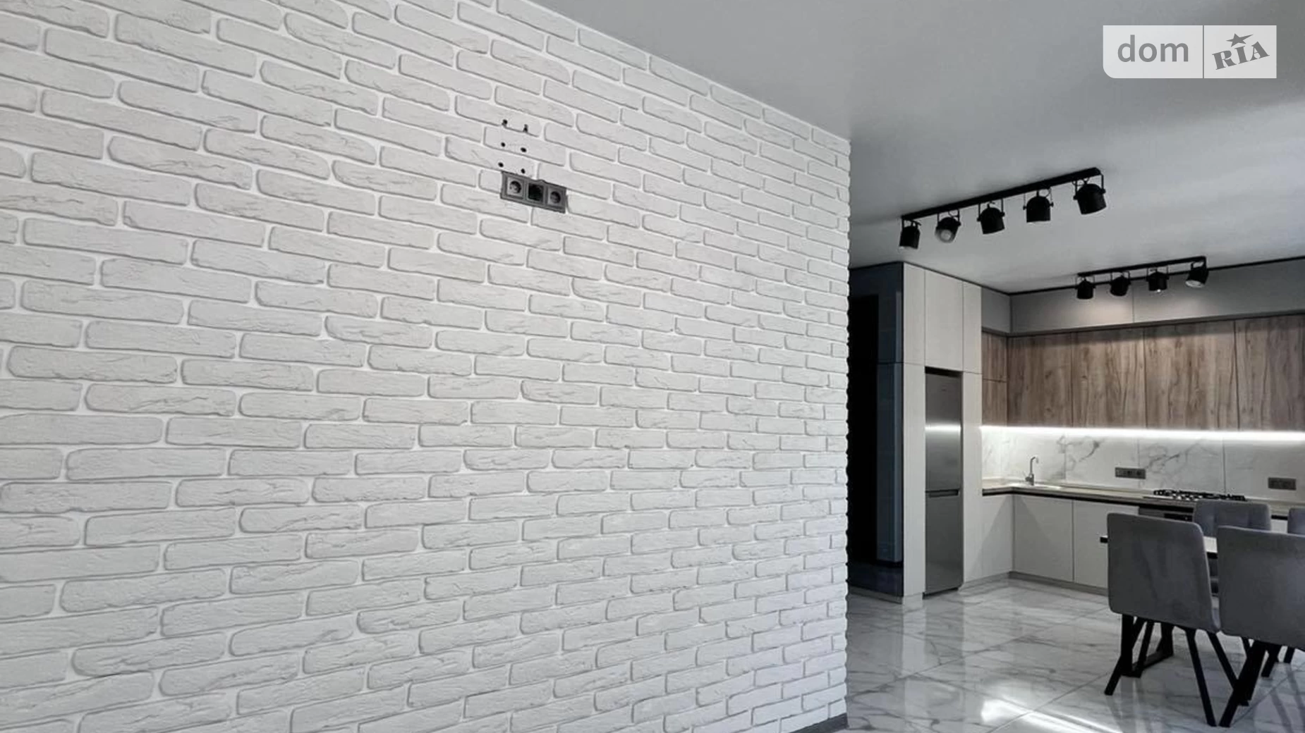 Продается 1-комнатная квартира 45.3 кв. м в, цена: 60500 $ - фото 5
