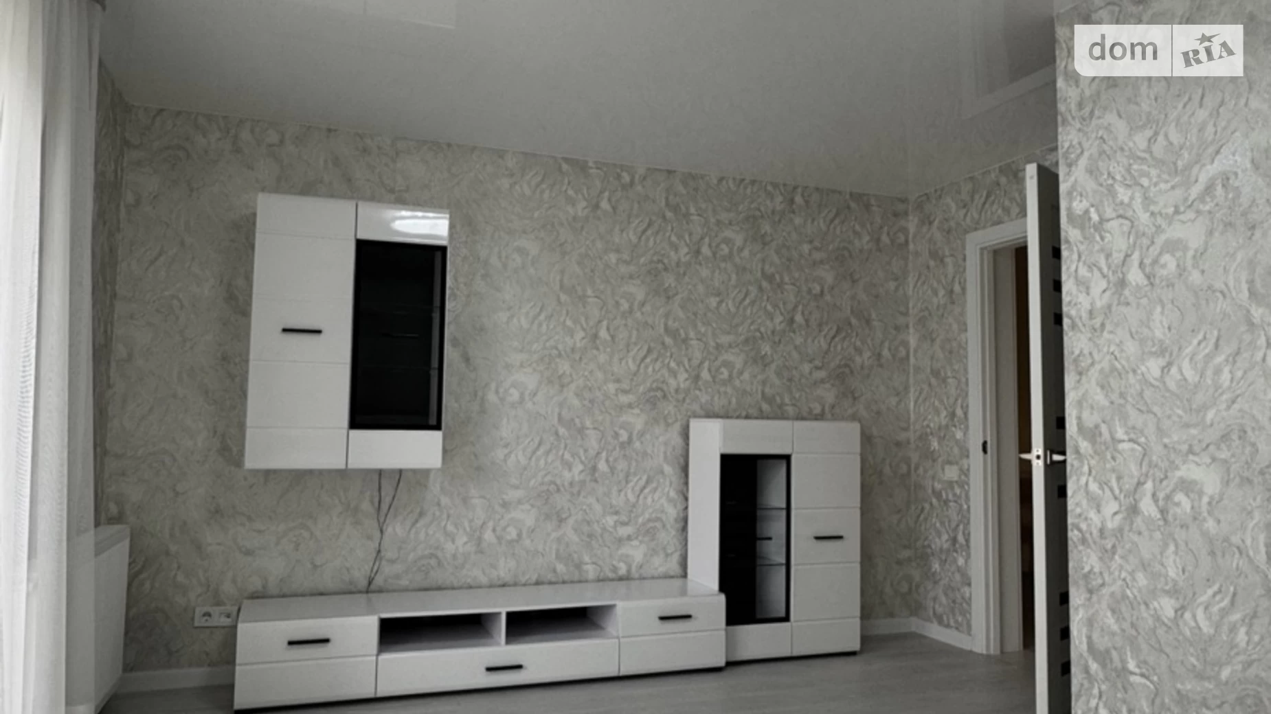 Продается одноэтажный дом 165 кв. м с бассейном, цена: 155000 $ - фото 4