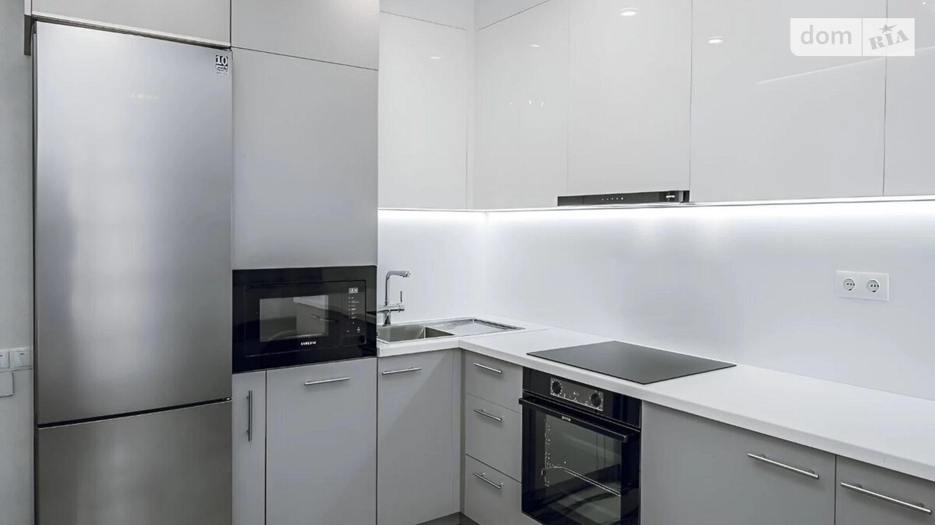 Продается 3-комнатная квартира 89 кв. м в Киеве, ул. Бердника Олеся, 1В - фото 3