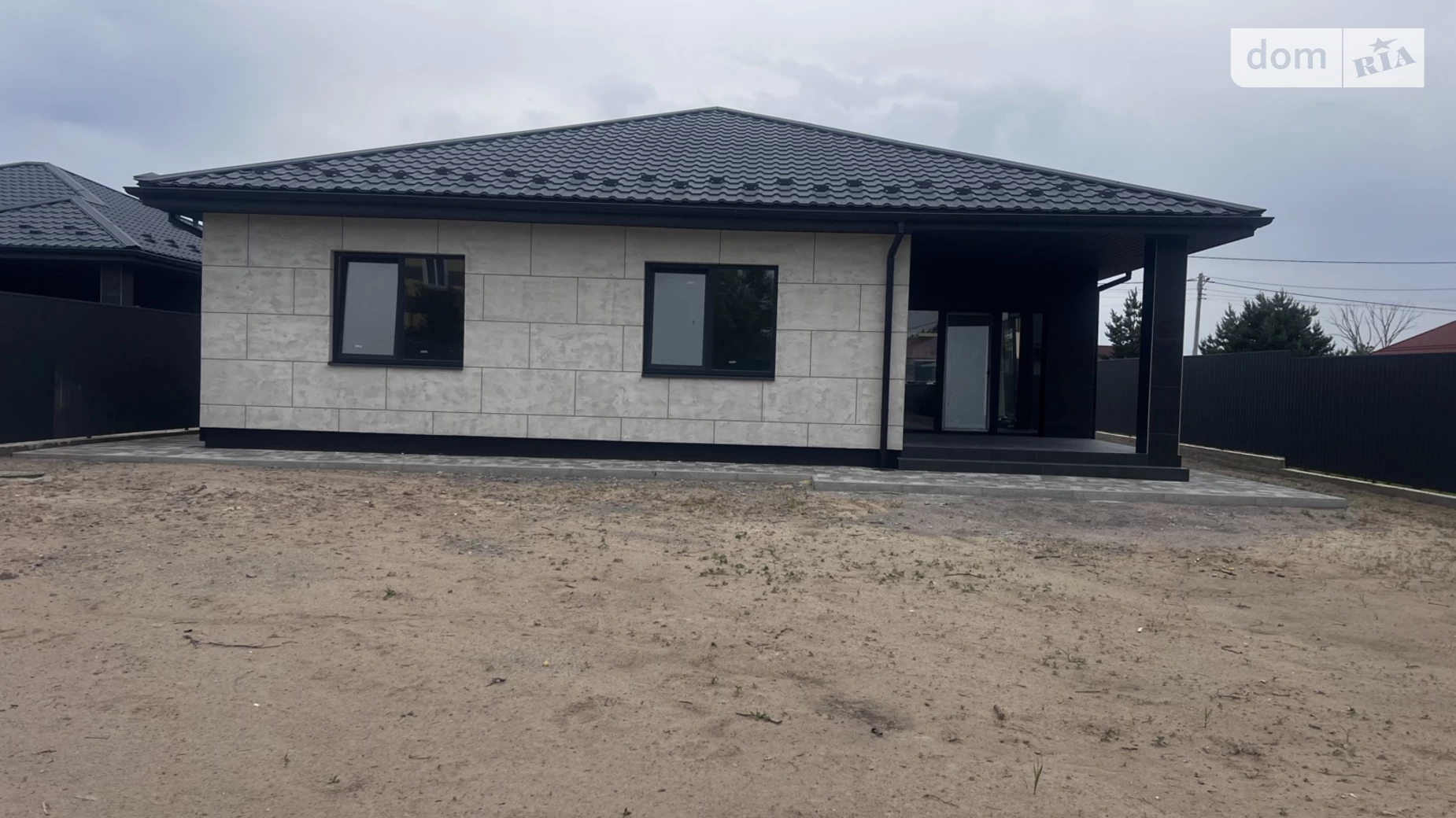 Продается одноэтажный дом 175 кв. м с камином, цена: 125000 $ - фото 2
