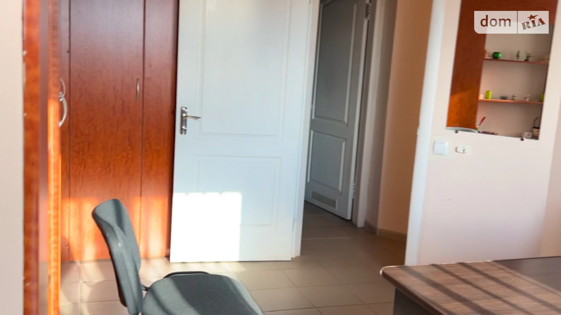 Сдается в аренду офис 51.2 кв. м в бизнес-центре, цена: 11500 грн - фото 4