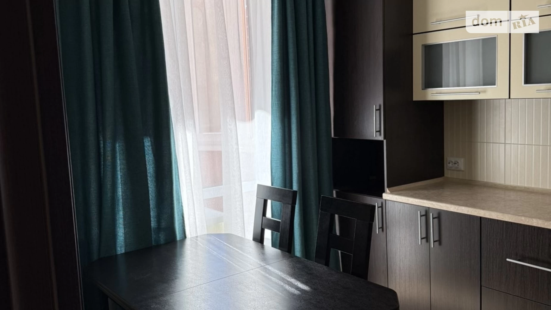 1-комнатная квартира 40 кв. м в Тернополе, ул. Карпенко - фото 4