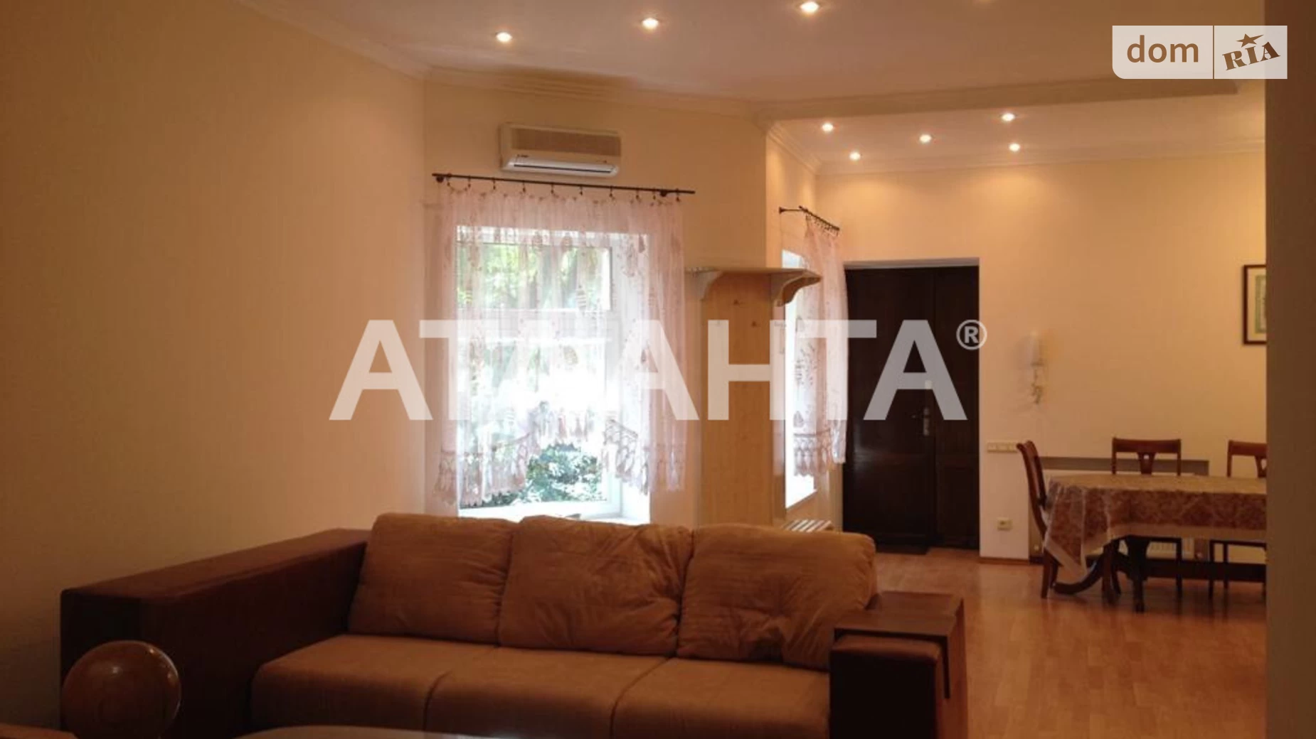 Продается 3-комнатная квартира 134 кв. м в Одессе, ул. Дерибасовская - фото 2