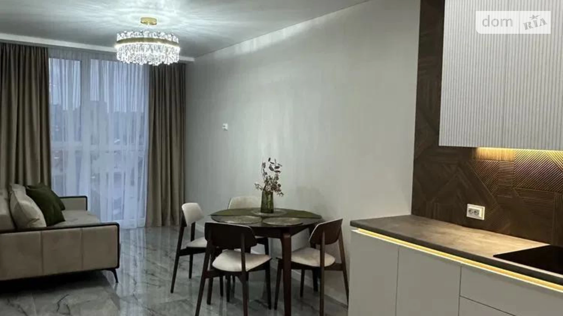 Сдается в аренду 1-комнатная квартира 46.4 кв. м в Львове, цена: 680 $ - фото 2