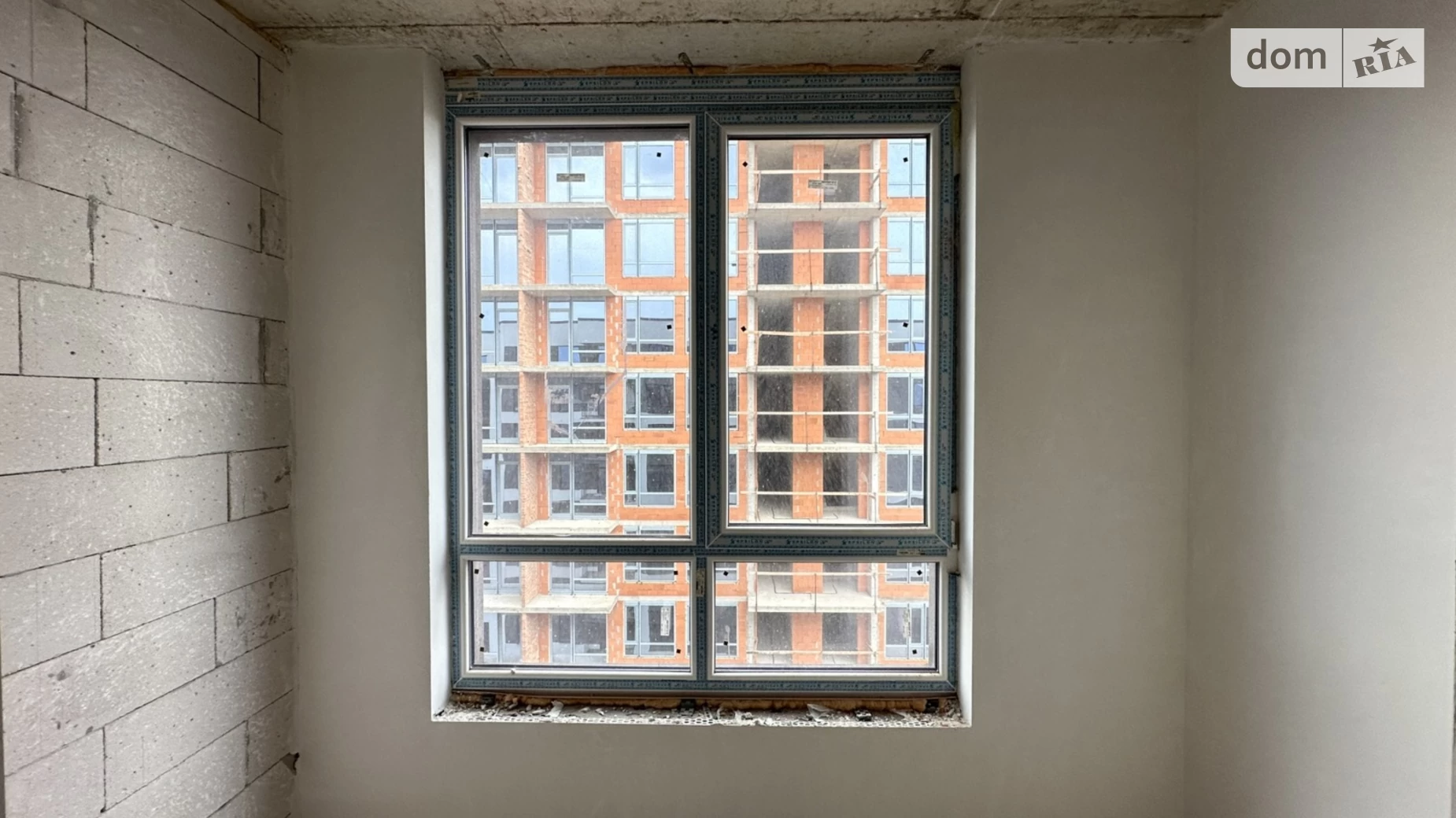 Продается 2-комнатная квартира 70.6 кв. м в Ивано-Франковске, ул. Крайковского, 3 - фото 4