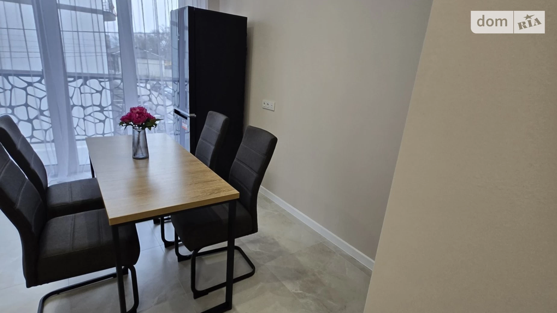 Продается 1-комнатная квартира 47 кв. м в Мукачеве, ул. Берталона Карловского, 5 - фото 5