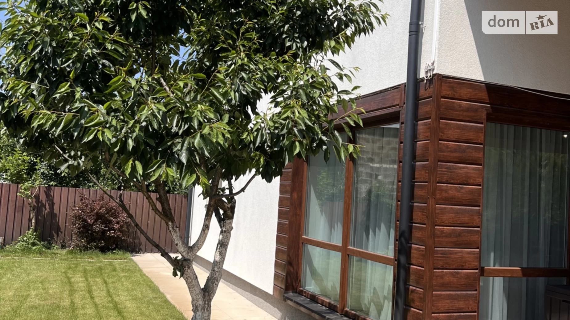 Сдается в аренду дом на 2 этажа 150 кв. м с мебелью, цена: 2500 $ - фото 2