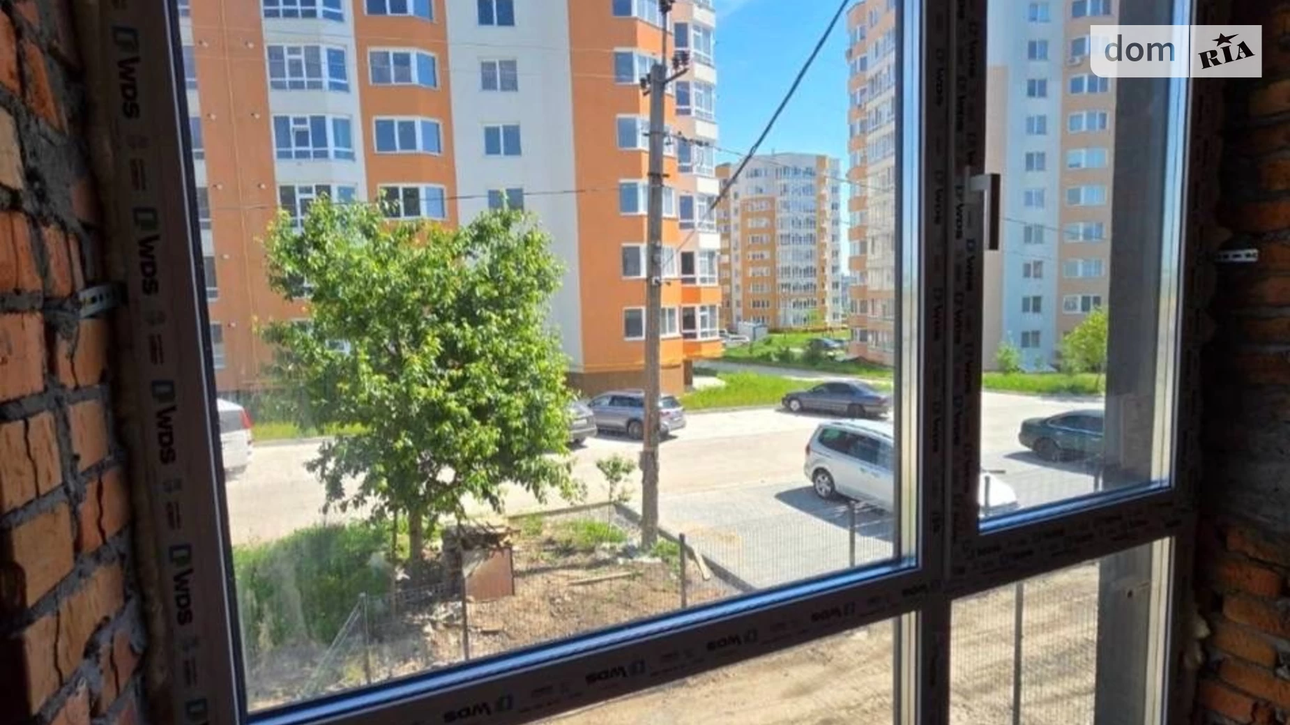 Продается 1-комнатная квартира 40 кв. м в Хмельницком, ул. Августовская, 9 - фото 2