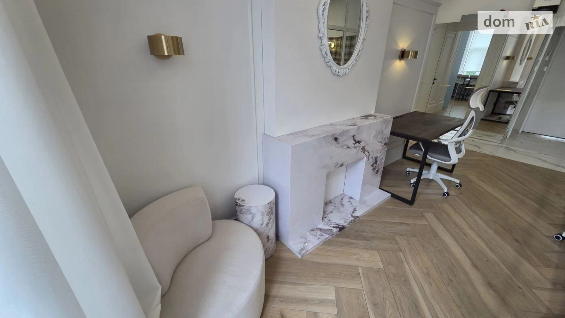 Сдается в аренду офис 60 кв. м в бизнес-центре, цена: 3000 $ - фото 4