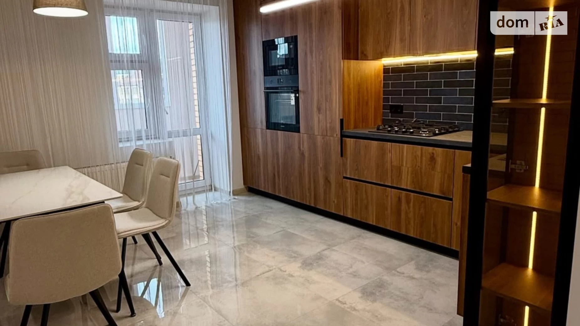 3-кімнатна квартира 98 кв. м у Тернополі, вул. Курбаса Леся, 10 - фото 2