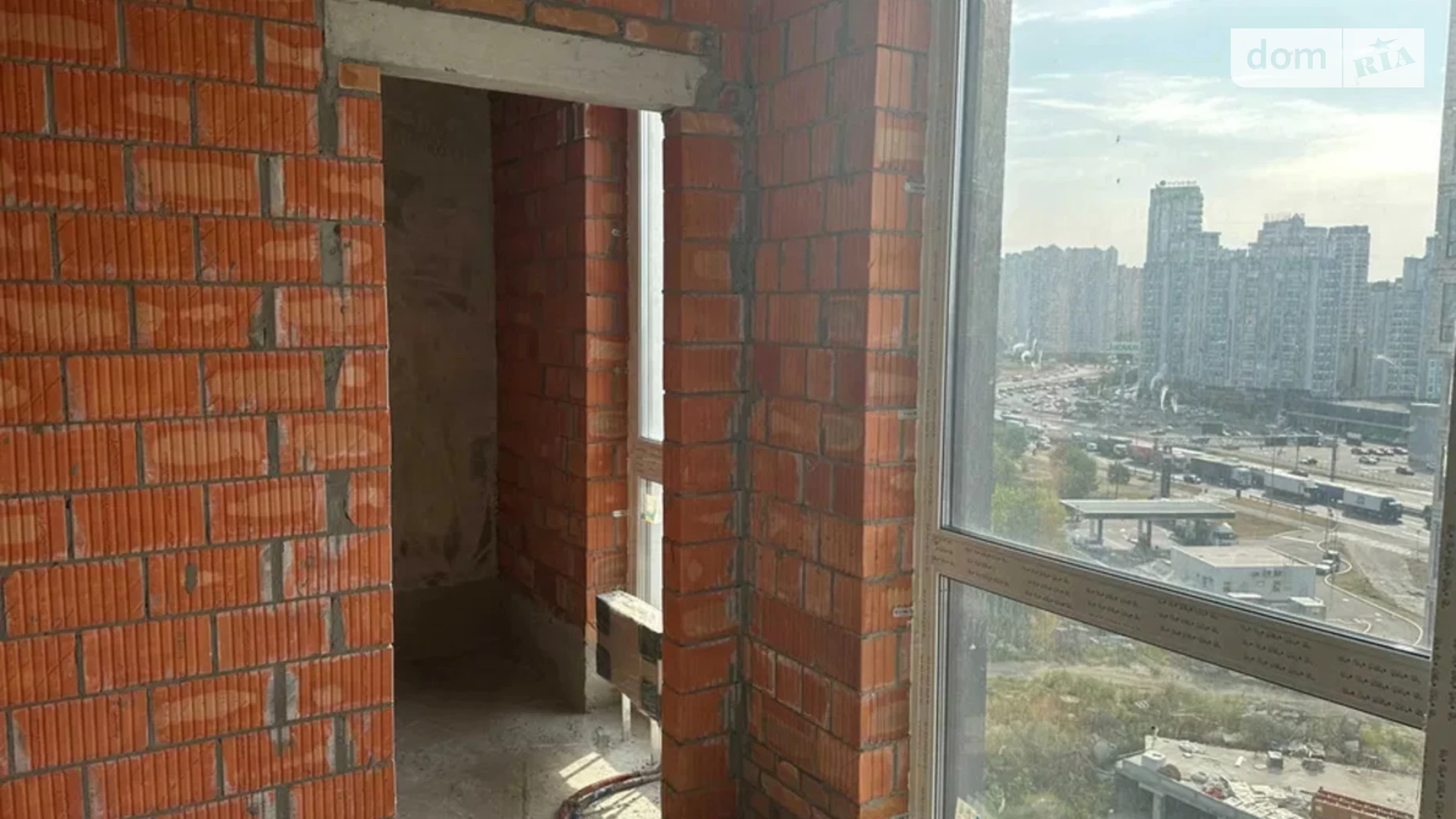 Продається 2-кімнатна квартира 75 кв. м у Києві, вул. Зарічна, 6 корпус 5 - фото 3
