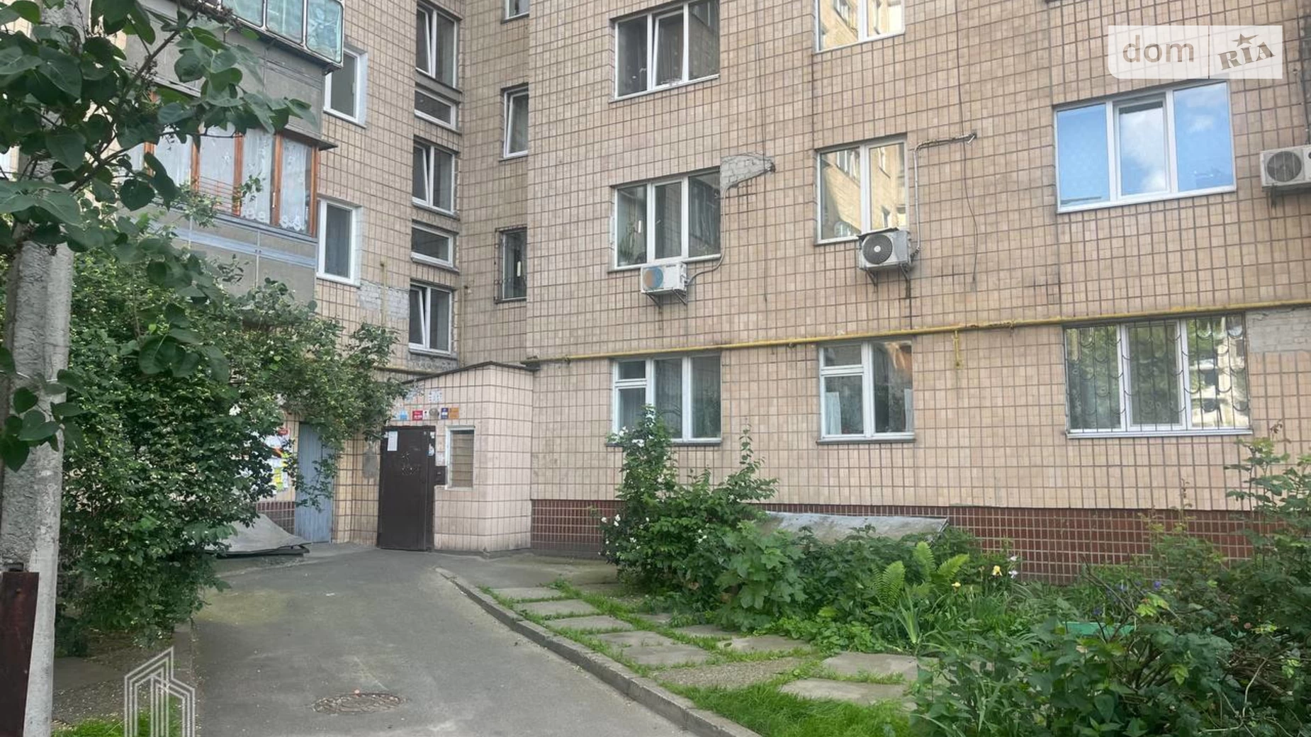 Продается 3-комнатная квартира 68 кв. м в Киеве, ул. Хорольская, 10 - фото 2