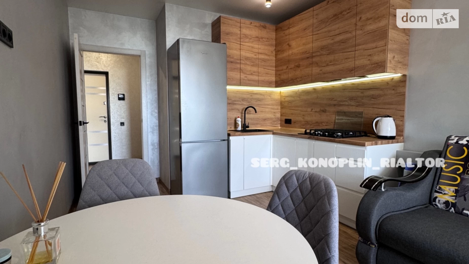 Продается 1-комнатная квартира 46 кв. м в Слобожанском, цена: 60000 $ - фото 2