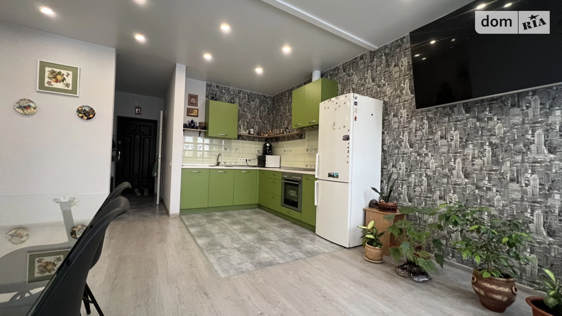 Продається 2-кімнатна квартира 56 кв. м у Вишневому, вул. Вітянська, 2 - фото 2