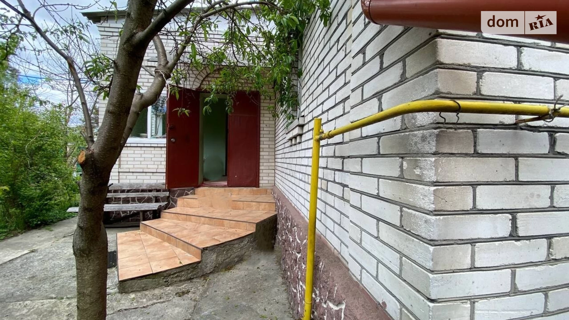 Продается дом на 2 этажа 254.1 кв. м с баней/сауной, цена: 116000 $ - фото 2